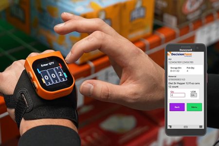 ProGlove showing unit in use and the DPLink app interface.